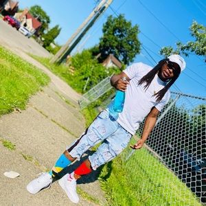 Meet your Posher, Fred